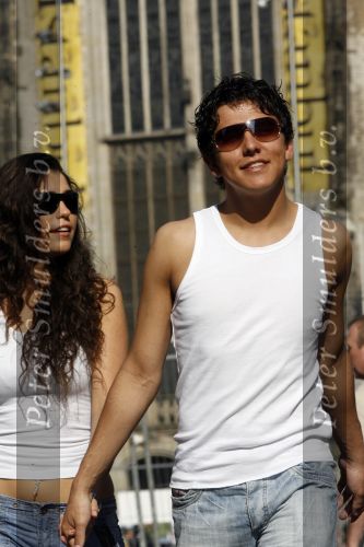 Amsterdam 14 april 2007
Jan Smit en Yolanthe Cabau v Kasbergen hand in hand op straat in Amsterdam.