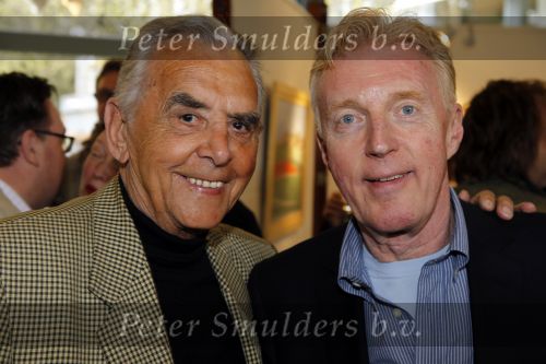 Laren 19 april 2010
Presentatie boek en de 85 e verjaardag van Johnny Kraaijkamp sr in het Rosa Spier huis. Ad v d Gein met Andre v Duin
Peter Smulders bv