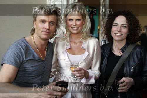 Amsterdam 20 april 2010
Presentatie boek Antoinnette Scheulderman. Antoinette met Hans Klok en Antoinette Beumer
Peter Smulders bv