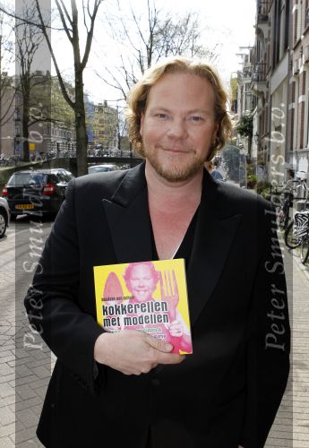 Amsterdam 21 april 2010
Presentatie boek Bastiaan v Schaijk bij George.
Peter Smulders bv