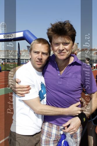 Amsterdam 18 april 2010
Prins Willem Alexander neemt deel aan Run for water vanuit het Olympisch stadion. Antonie Kamerling en Beau v Erven Dorens
Peter Smulders bv