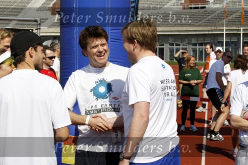 Amsterdam 18 april 2010
Prins Willem Alexander neemt deel aan Run for water vanuit het Olympisch stadion. Beau v Erven Dorens met PWA
Peter Smulders bv