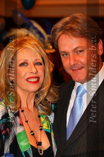 Noordwijk, 2 Mei 2010 Hotel van Oranje, Feest Gerard Joling t.g.v.
het 25 jaar artiesten jubileum
Bonnie St Clair met man
Foto Peter Smulders BV