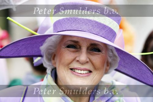 Wemeldinge/Middelburg  30 april 2010
Koningin Beatrix Prins Willem Alexander Prinses Maxima Prins Friso Prinses mabel Wisse Smit Prins Constantijn Prinses laurentien Pieter v Vollenhoven Prinses Margriet Prins Bernhard jr en Prinses Annette Prins Pieter Christiaan Prinses Anita Prins Floris en Prinses Aimee vieren koninginnedag. Carla Peijs
Peter Smulders bv