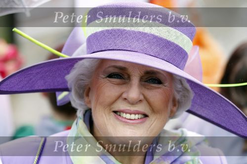 Wemeldinge/Middelburg  30 april 2010
Koningin Beatrix Prins Willem Alexander Prinses Maxima Prins Friso Prinses mabel Wisse Smit Prins Constantijn Prinses laurentien Pieter v Vollenhoven Prinses Margriet Prins Bernhard jr en Prinses Annette Prins Pieter Christiaan Prinses Anita Prins Floris en Prinses Aimee vieren koninginnedag. Carla Peijs
Peter Smulders bv
