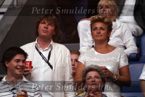 Amsterdam 22 mei 2010
Toppers in de arena met Rene Froger Gerard Joling Jeroen v d Boom en Gordon. Caroline Tensen met vriend Peter Gallas
Peter Smulders bv