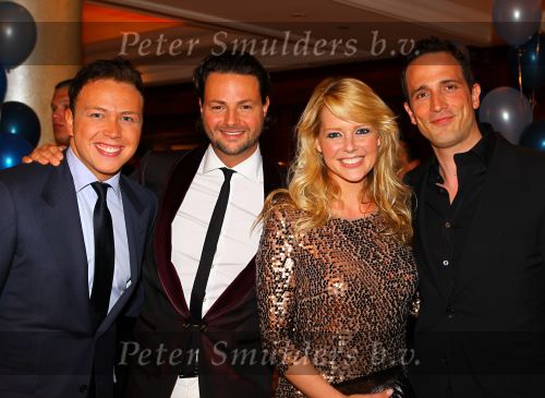 Noordwijk, 2 Mei 2010 Hotel van Oranje, Feest Gerard Joling t.g.v.
het 25 jaar artiesten jubileum
Chantal Janzen met partner en Jamai Looman met partner
Foto Peter Smulders BV