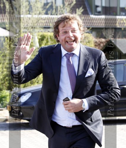 Abcoude 22 april 2010
Opening nieuwe pand Marco Borsato in Abcoude. Chris Lukken
Peter Smulders bv