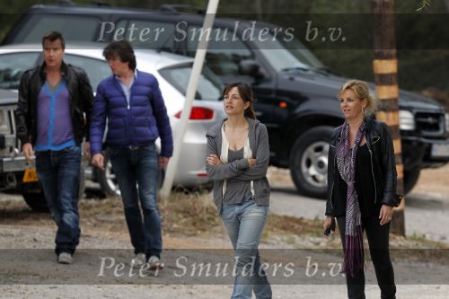 Ibiza 1 mei 2010
Erik de Zwat en zijn vrouw en dochters samen op vakantie met Wessel van Diepen en Daphne Bunskoek en dochter India. Ze verblijven in het prachtige huis van Erik.
Peter Smulders bv
