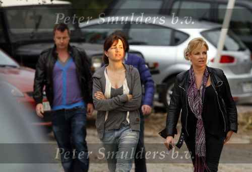 Ibiza 1 mei 2010
Erik de Zwat en zijn vrouw en dochters samen op vakantie met Wessel van Diepen en Daphne Bunskoek en dochter India. Ze verblijven in het prachtige huis van Erik.
Peter Smulders bv