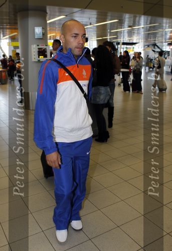 Noordwijk en Schiphol 19 mei 2010
Vertrek Nederlands elftal met vrouwen en kinderen naar Oostenrijk voor trainingskamp ivm WK voetbal. Demi de Zeeuw
Peter Smulders bv