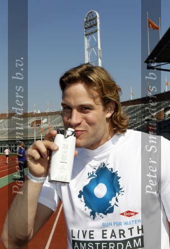 Amsterdam 18 april 2010
Prins Willem Alexander neemt deel aan Run for water vanuit het Olympisch stadion. Dirk Taat
Peter Smulders bv