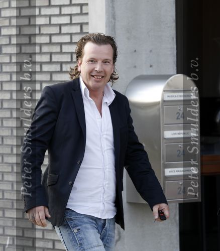 Abcoude 22 april 2010
Opening nieuwe pand Marco Borsato in Abcoude. Edwin jansen
Peter Smulders bv
