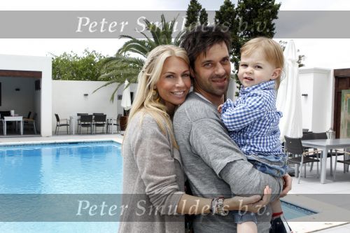 Ibiza 4 mei 2010
Ellemieke Vermolen met haar man Sergio Herman en zoontje Noah op vakantie.
Peter Smulders bv