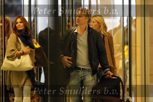 Ibiza 2 mei 2010
Erland Galjaard Wendy v Dijk en Leontien Borsato op vakantie op ibiza.
Peter Smulders bv