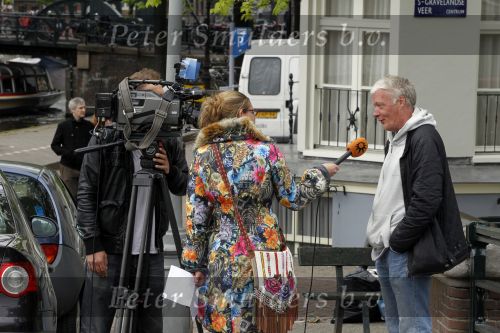 Amsterdam 10 mei 2010
Presentatie nieuwe L \'Homo in de Momartre. Frank Buis wordt geinterviewd voor RTL Boulevard
Peter Smulders bv