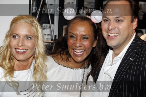 Amsterdam 22 mei 2010
Toppers in de arena met Rene Froger Gerard Joling Jeroen v d Boom en Gordon. Frans en Mariska Bauer
Peter Smulders bv