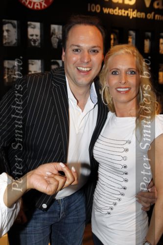 Amsterdam 22 mei 2010
Toppers in de arena met Rene Froger Gerard Joling Jeroen v d Boom en Gordon. Frans en Mariska Bauer
Peter Smulders bv