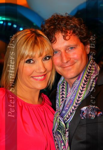 Noordwijk, 2 Mei 2010 Hotel van Oranje, Feest Gerard Joling t.g.v.
het 25 jaar artiesten jubileum
Gallyon v Vessem met man
Foto Peter Smulders BV