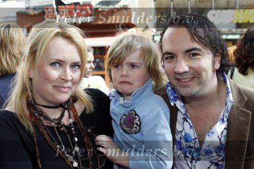 Amsterdam 18 april 2010
Premiere Wickie de Viking in Tuschinski. Gerard Ekdom met vrouw en zoon
Peter Smulders bv