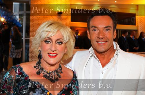 Noordwijk, 2 Mei 2010 Hotel van Oranje, Feest Gerard Joling t.g.v.
het 25 jaar artiesten jubileum
Gerard Joling met zijn vriendin Karin Bloemen
Foto Peter Smulders BV