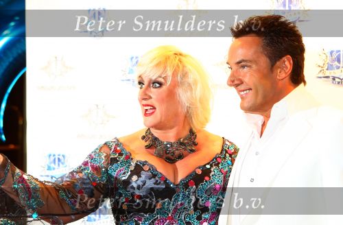 Noordwijk, 2 Mei 2010 Hotel van Oranje, Feest Gerard Joling t.g.v.
het 25 jaar artiesten jubileum
Gerard Joling met zijn vriendin Karin Bloemen
Foto Peter Smulders BV