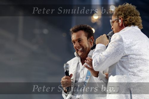 Amsterdam 22 mei 2010
Toppers in de arena met Rene Froger Gerard Joling Jeroen v d Boom en Gordon.
Peter Smulders bv
