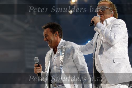 Amsterdam 22 mei 2010
Toppers in de arena met Rene Froger Gerard Joling Jeroen v d Boom en Gordon.
Peter Smulders bv