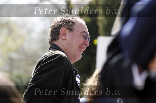 Hilversum 20 april 2010
Harry Vermeegen op terras.
Peter Smulders bv