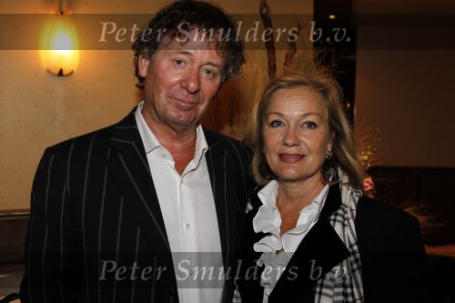 Hilversum 20 april 2010
Presentatie dvd Marco Bakker in Hotel Lapershoek.
Zijn vrouw Willeke v Ammelrooy is natuurlijk aanwezig. Els en harry v Hooff
Peter Smulders bv