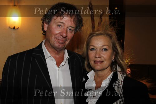 Hilversum 20 april 2010
Presentatie dvd Marco Bakker in Hotel Lapershoek.
Zijn vrouw Willeke v Ammelrooy is natuurlijk aanwezig. Els en harry v Hooff
Peter Smulders bv