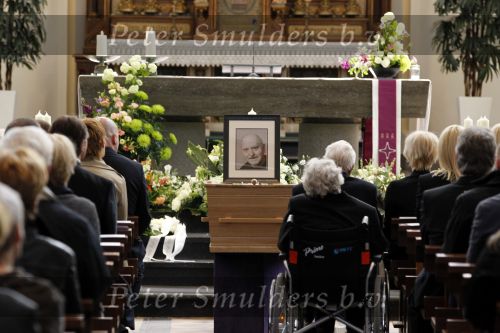 Schagen 19 april 2010
Begrafenis Henk Geels in kerk in schagen.
Peter Smulders bv
