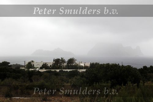 Ibiza 3 mei 2010
Slecht weer op ibiza , mist regen en zelfs hagel.
Peter Smulders bv
