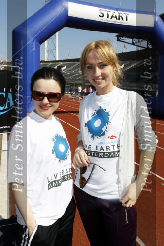 Amsterdam 18 april 2010
Prins Willem Alexander neemt deel aan Run for water vanuit het Olympisch stadion. Ilona Rooderkerk en Katherina Justic
Peter Smulders bv