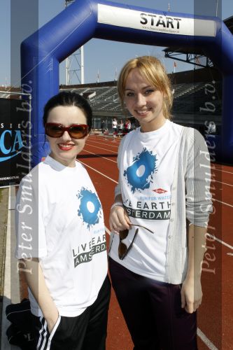 Amsterdam 18 april 2010
Prins Willem Alexander neemt deel aan Run for water vanuit het Olympisch stadion. Ilona Rooderkerk en Katherina Justic
Peter Smulders bv