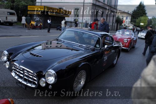 Brescia 6 mei 2010
Mille Miglia in brescia. Jamiroquai rijdt de Mille miglia in een bijzendere maserati
Peter Smulders bv