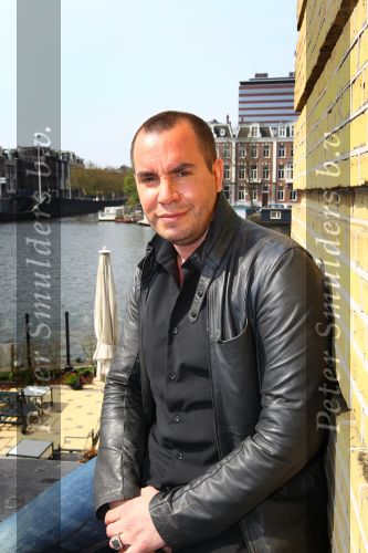 Amsterdam, 28 April 2010
Persconferentie Nieuwe Nederlandse Speelfilm LOFT waarvan de premiere is in December 2010.
Jeroen v Koningsbrugge die de rol speelt van Willem
Foto Peter Smulders BV