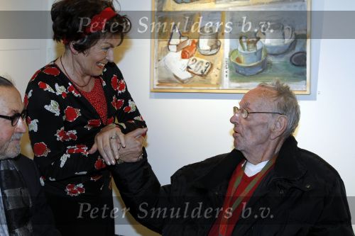 Laren 19 april 2010
Presentatie boek en de 85 e verjaardag van Johnny Kraaijkamp sr in het Rosa Spier huis. Rijk de Gooijer met ex vrouw Johnny
Peter Smulders bv