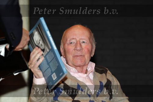 Laren 19 april 2010
Presentatie boek en de 85 e verjaardag van Johnny Kraaijkamp sr in het Rosa Spier huis. Johnny met Andre v Duin
Peter Smulders bv