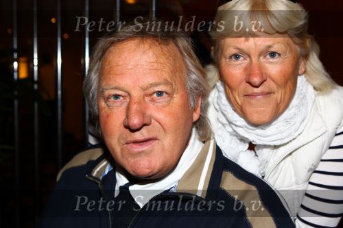 Weert, 19 April 2010
Johnny Hoes 93 jaar Feest bij Golden Tulip Hotel
Met veel bekende Nederlandstalige artiesten
Koos Alberts met zijn vrouw Joke Alberts
Foto Peter Smulders