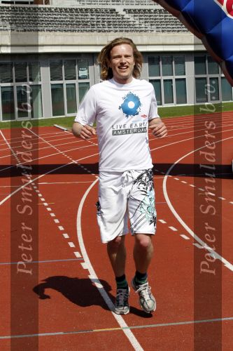 Amsterdam 18 april 2010
Prins Willem Alexander neemt deel aan Run for water vanuit het Olympisch stadion. Maarten Luzack
Peter Smulders bv
