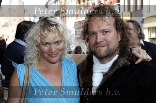 Amsterdam 18 april 2010
Premiere Wickie de Viking in Tuschinski. Maria Lindes met gezin
Peter Smulders bv