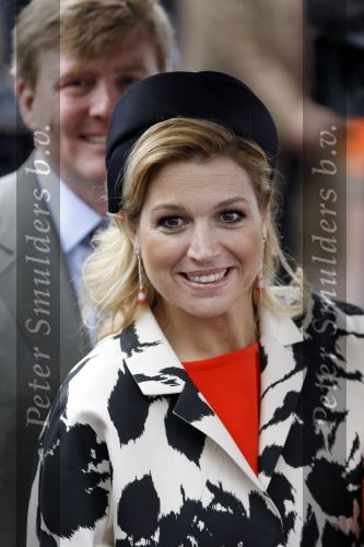 Wemeldinge/Middelburg  30 april 2010
Koningin Beatrix Prins Willem Alexander Prinses Maxima Prins Friso Prinses mabel Wisse Smit Prins Constantijn Prinses laurentien Pieter v Vollenhoven Prinses Margriet Prins Bernhard jr en Prinses Annette Prins Pieter Christiaan Prinses Anita Prins Floris en Prinses Aimee vieren koninginnedag.
Peter Smulders bv