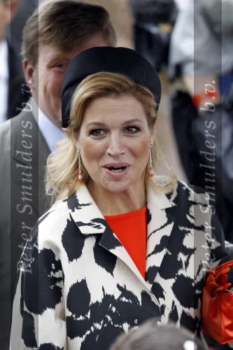 Wemeldinge/Middelburg  30 april 2010
Koningin Beatrix Prins Willem Alexander Prinses Maxima Prins Friso Prinses mabel Wisse Smit Prins Constantijn Prinses laurentien Pieter v Vollenhoven Prinses Margriet Prins Bernhard jr en Prinses Annette Prins Pieter Christiaan Prinses Anita Prins Floris en Prinses Aimee vieren koninginnedag.
Peter Smulders bv
