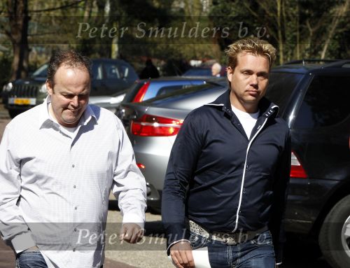 Scheveningen Den Haag 10 april 2010
Afscheid Sugar Lee Hooper . Kist wordt met witte koets over de boulevard van Scheveningen gereden.
Menno Muis met vriend Patrick
Peter Smulders bv