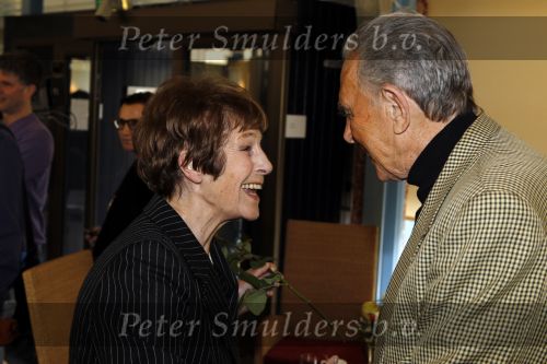 Laren 19 april 2010
Presentatie boek en de 85 e verjaardag van Johnny Kraaijkamp sr in het Rosa Spier huis. Mies Bouwman met Leen Timp
Peter Smulders bv