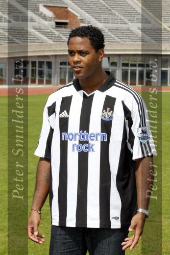 Amsterdam 29 april 2010
Patrick Kluivert gaat tijdens de WK voetbal voor eurosport werken.
De presentatie was in het Olympisch stadion.
Peter Smulders bv
