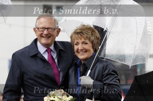 Wemeldinge/Middelburg  30 april 2010
Koningin Beatrix Prins Willem Alexander Prinses Maxima Prins Friso Prinses mabel Wisse Smit Prins Constantijn Prinses laurentien Pieter v Vollenhoven Prinses Margriet Prins Bernhard jr en Prinses Annette Prins Pieter Christiaan Prinses Anita Prins Floris en Prinses Aimee vieren koninginnedag.
Peter Smulders bv