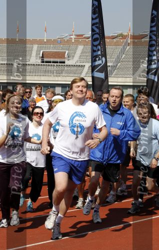 Amsterdam 18 april 2010
Prins Willem Alexander neemt deel aan Run for water vanuit het Olympisch stadion.
Peter Smulders bv