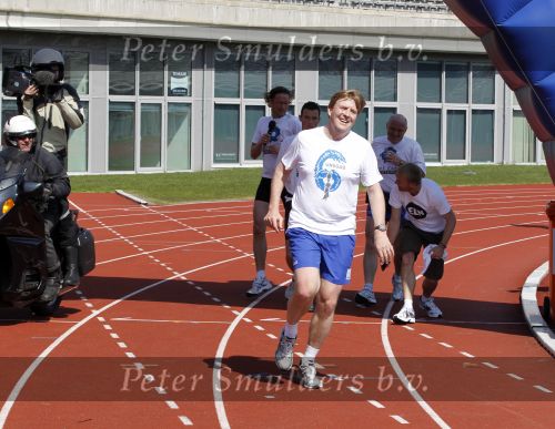 Amsterdam 18 april 2010
Prins Willem Alexander neemt deel aan Run for water vanuit het Olympisch stadion.
Peter Smulders bv